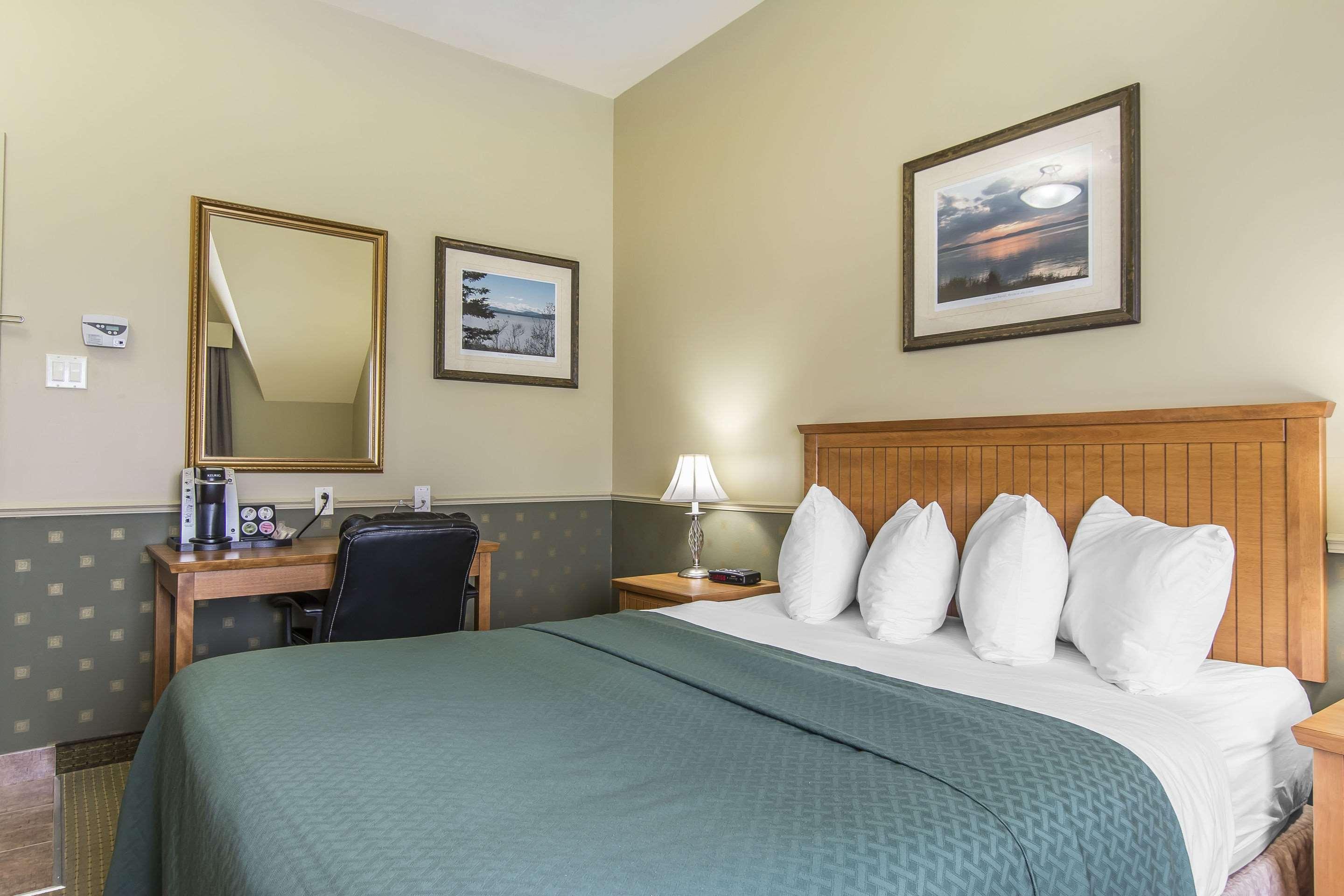 Quality Inn Rivière-du-Loup Exteriör bild