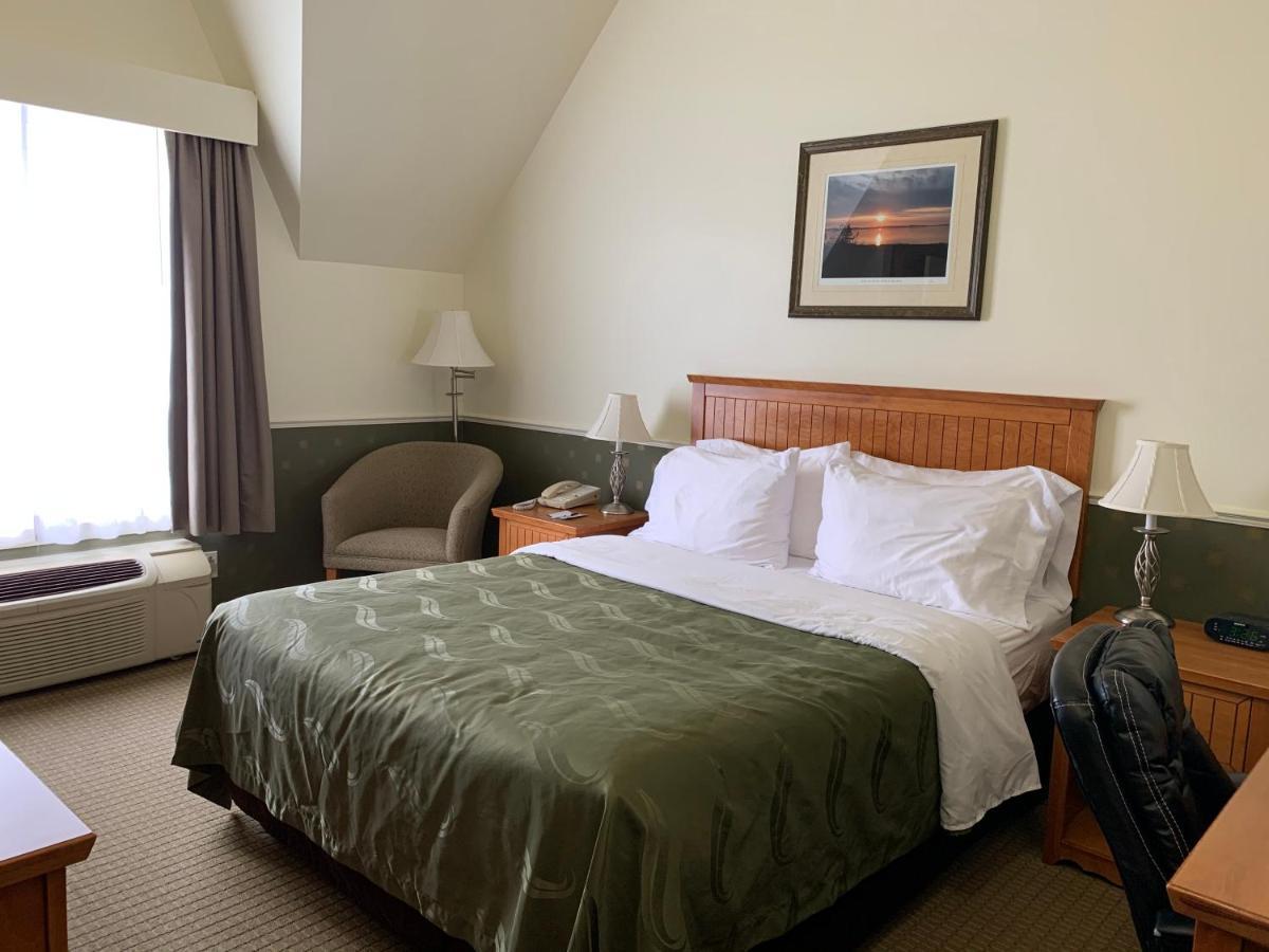 Quality Inn Rivière-du-Loup Exteriör bild